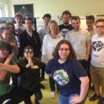 les élèves du club avec leur documentaliste