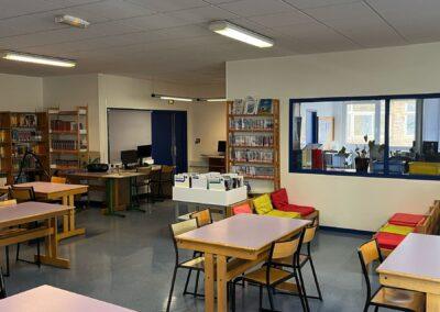 Intérieur du CDI au lycée Pothier